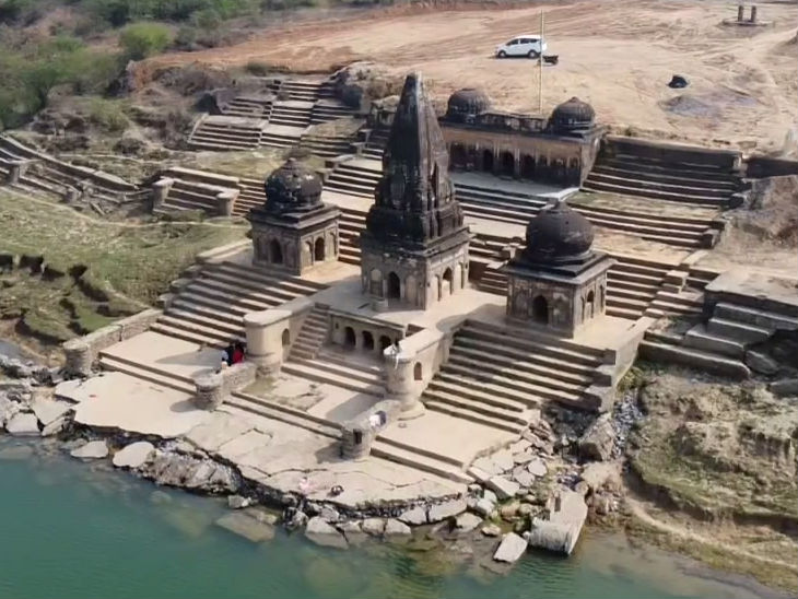 बुंदेलखंड में भी महादेव की 'काशी', यहां बेतवा के तट पर 108 मंदिर, पर्यटन के लिए समृद्ध ये क्षेत्र|झांसी,Jhansi - Dainik Bhaskar