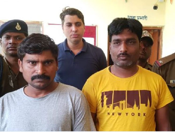 यूपी से पंडिताई करने आए बैतूल, घर से तस्करी कर रहे थे, 11 किलो गांजे के साथ गिरफ्तार किया|होशंगाबाद,Hoshangabad - Dainik Bhaskar