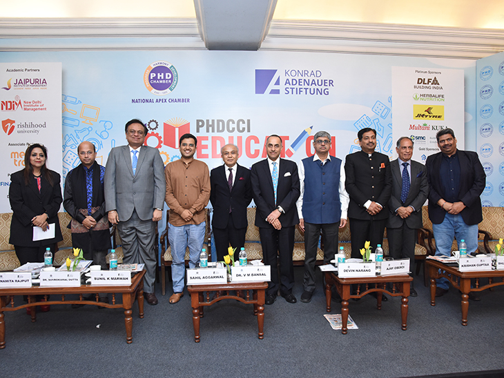 पीएचडी चैंबर ऑफ कॉमर्स एंड इंडस्ट्री द्वारा आयोजित शिक्षा शिखर सम्मेलन 2020 का हुआ भव्यपूर्ण समापन|करिअर,Career - Dainik Bhaskar
