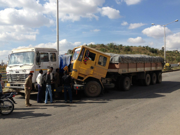 नींद भगाने को हर 5वां ड्राइवर गाड़ी चलाते समय ड्रग लेता है, हर साल 47 हजार करोड़ रुपए की रिश्वत देते हैं| - Dainik Bhaskar