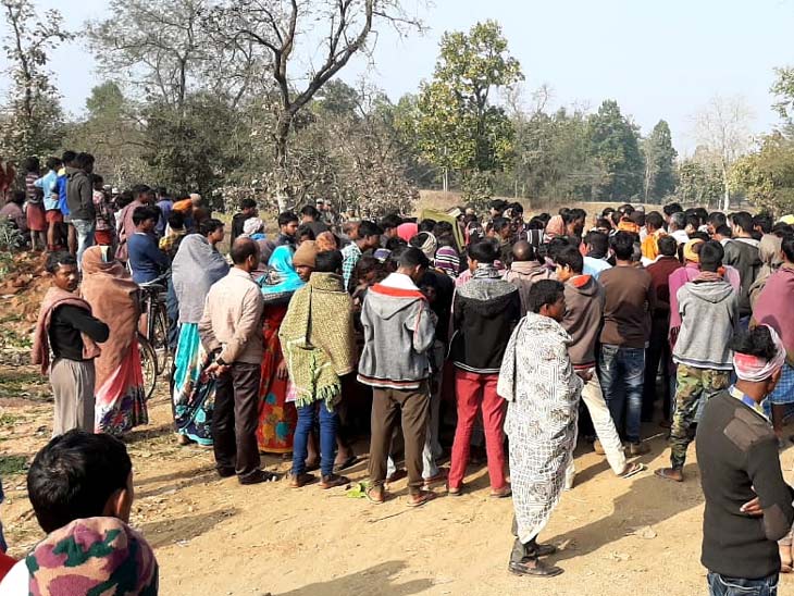 जंगली हाथी ने घर को किया क्षतिग्रस्त, दीवार के नीचे दबने से बच्चे की मौत|रांची,Ranchi - Dainik Bhaskar