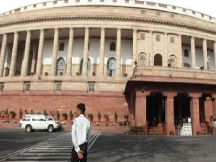 गृह मंत्री के इस्तीफे की मांग पर अड़ी कांग्रेस, दिल्ली हिंसा पर चर्चा कराने पर अड़ा विपक्ष, दाेनाें सदन में हंगामा|दिल्ली + एनसीआर,Delhi + NCR - Dainik Bhaskar