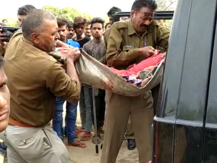 स्कूल जा रहे भाई-बहन को ट्रक ने कुचला, दोनों की मौत; भीड़ ने ड्राइवर को पीटा, तोड़फोड़ कर लगाया जाम|वाराणसी,Varanasi - Dainik Bhaskar