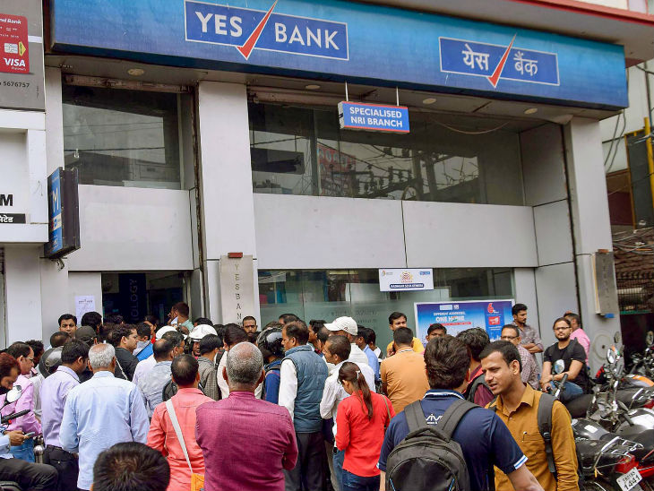 ज्यादातर एटीएम खाली हुए, नेट बैंकिंग भी नहीं चल रही; अब बैंक से पैसा निकालना ही आखिरी विकल्प|बिजनेस,Business - Dainik Bhaskar