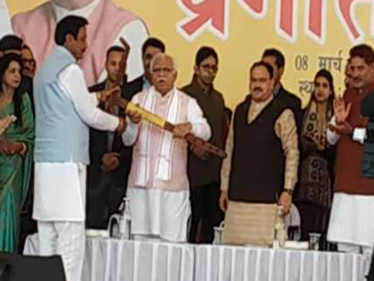 भाजपा प्रधान नड्‌डा का बयान-पहले नेता खजाना भरते थे, अब हरियाणा उन्नति की डगर पर|हिसार,Hisar - Dainik Bhaskar