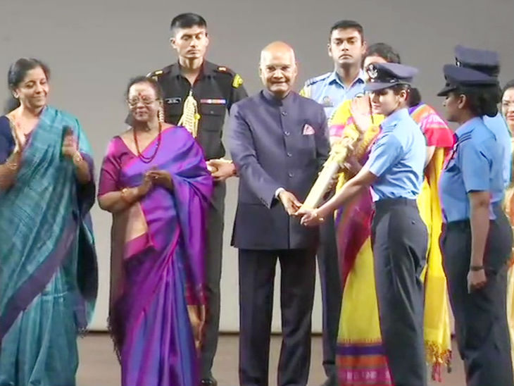 फाइटर पायलट मोहना जीतरवाल, अवनि चतुर्वेदी और भावना कांत को राष्ट्रपति ने पुरस्कृत किया।