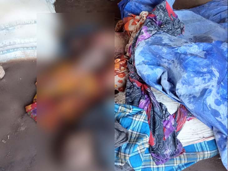 दंपती व उनकी एक बेटी का शव क्षत-विक्षत हालत में बरामद किया गया। - Dainik Bhaskar