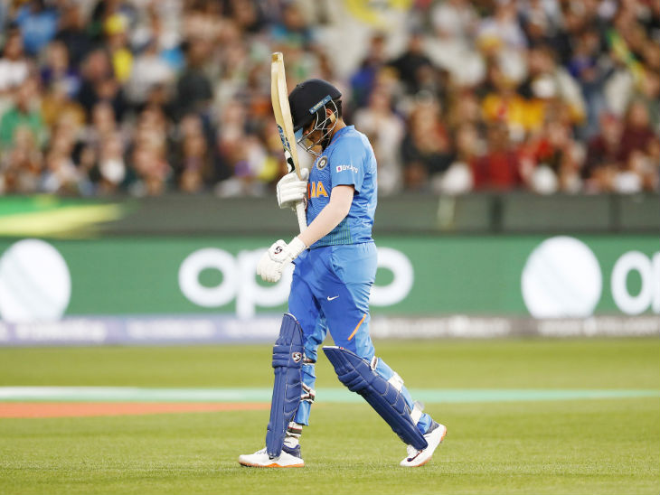 शेफाली वर्मा फाइनल में 2 रन बनाकर आउट हुईं।