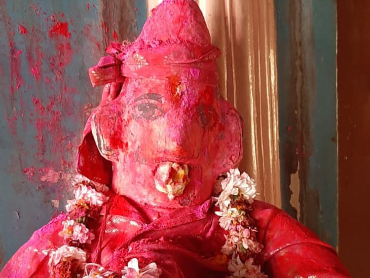 यहां गोदोजी के बिना नहीं होता होलिका दहन, मरुनायक मंदिर में करीब 150 साल पुरानी है गोदोजी की प्रतिमा|जयपुर,Jaipur - Dainik Bhaskar