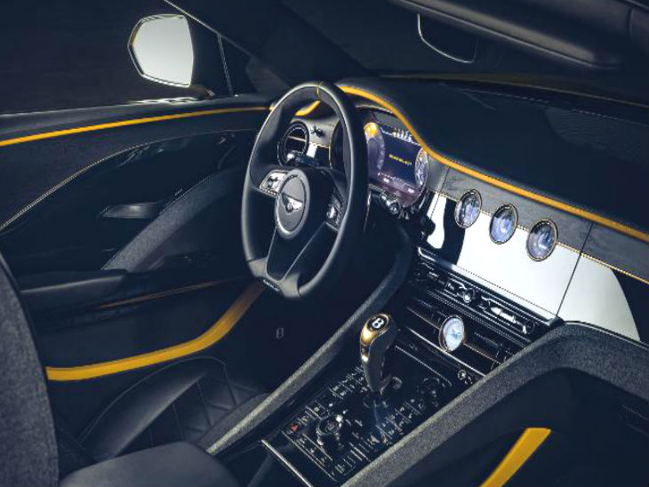 बेंटले ने फिर इसे ऑनलाइन प्रदर्शित किया।