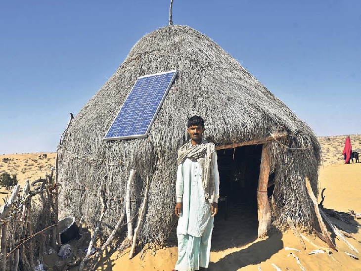 झोपड़ी की छत पर सूरज को बांधते हैं...अंदर मिलती है ठंडी हवा। - Dainik Bhaskar