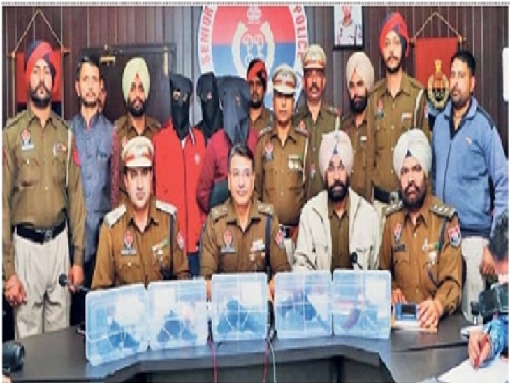 क्रेटा लूटने के तीनाें आराेपी पकड़े गए हैं. - Dainik Bhaskar