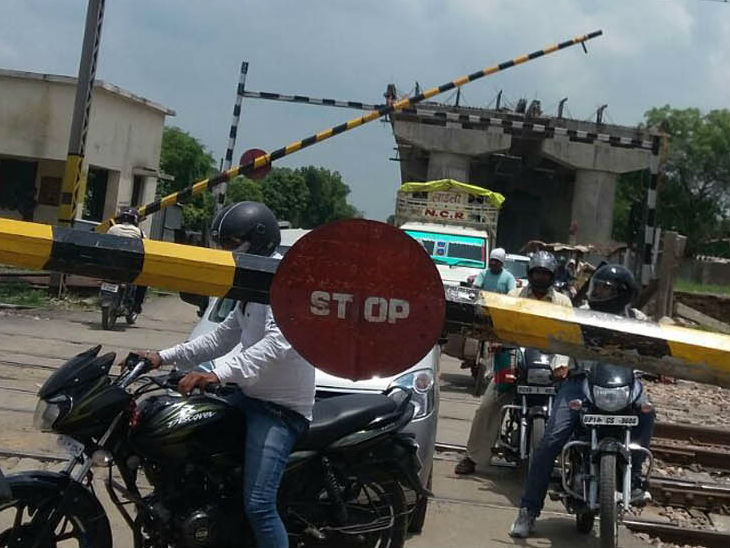 प्रातीकात्मक फोटो। - Dainik Bhaskar