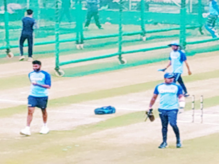 भारतीय और दक्षिण अफ्रीका के बीच मुकाबला कल, अभ्यास के लिए धर्मशाला स्टेडियम पहुंची दोनों टीमें|शिमला,Shimla - Dainik Bhaskar