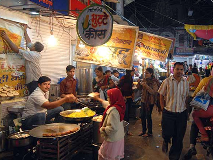 इंदौर का सराफा बाजार- फाइल फोटो - Dainik Bhaskar