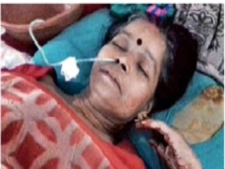 जिला अस्पताल में भर्ती लक्ष्मी नागोरा। - Dainik Bhaskar