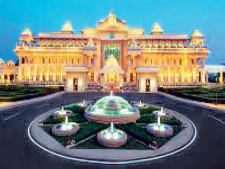 भाजपा के सभी 106 विधायक आईटीसी ग्रैंड होटल में नजरबंद किए गए हैं। - Dainik Bhaskar