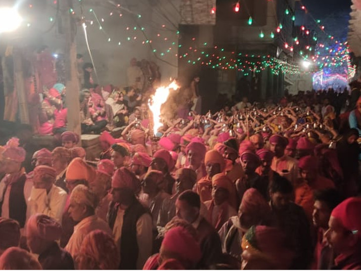 होली के दो दिन बाद मनी दिवाली, रात भर गरजी तोपें; सन्नाटे को चीरती रहीं गोलियां-तलवारों की आवाजें|उदयपुर,Udaipur - Dainik Bhaskar