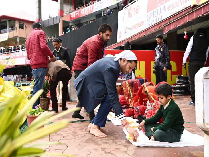 भारत और साउथ अफ्रीका के बीच आज डेढ़ बजे होना था मुकाबला, टाॅस से ठीक पहले हुई बारिश शुरू|शिमला,Shimla - Dainik Bhaskar