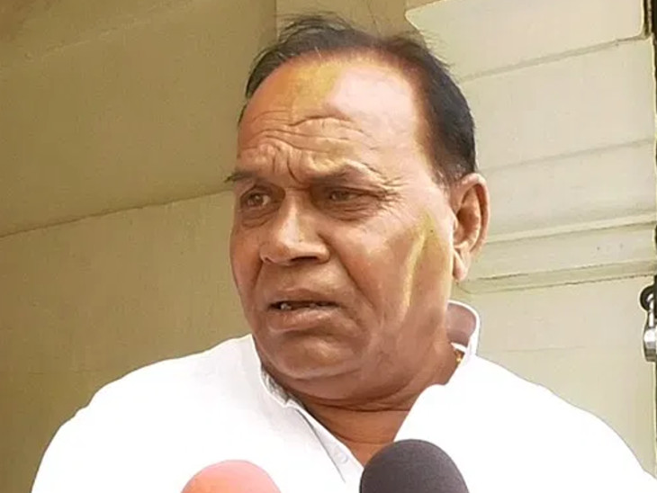 पीआर मीणा (फाइल फोटो) - Dainik Bhaskar