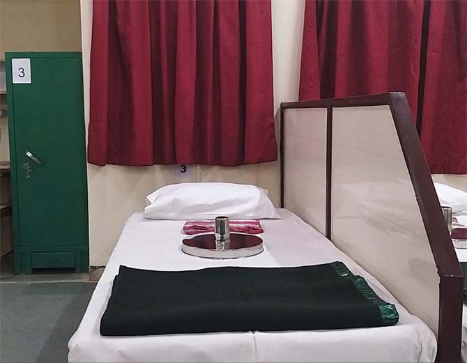 ईरान से भारतीय नागरिकों को लेकर विशेष विमान आज नहीं आएगा जैसलमेर, दो दिन पश्चात आएगा पहला जत्था|जोधपुर,Jodhpur - Dainik Bhaskar