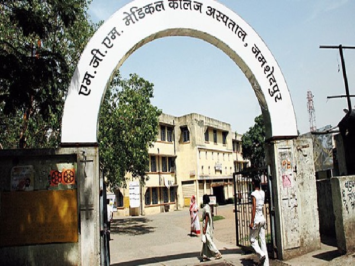 पीड़िता ने पुलिस काे बताया कि 6 मार्च काे मेडिसिन विभाग में उसके साथ वारदात को अंजाम दिया गया। - Dainik Bhaskar