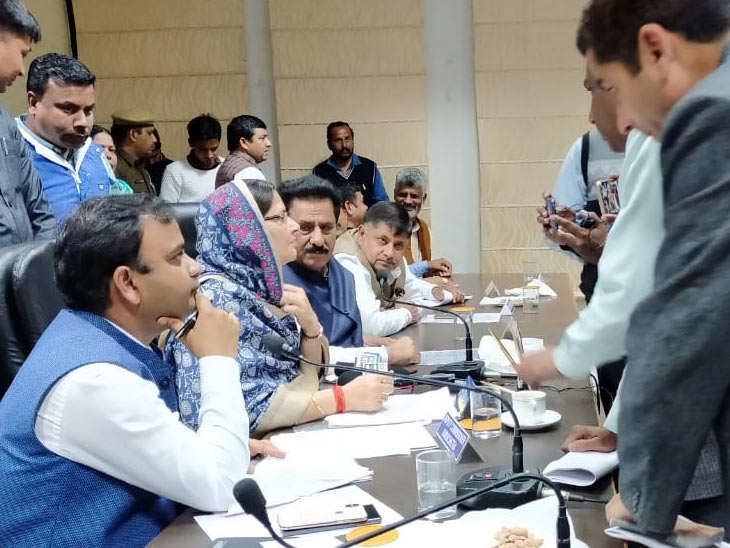 झूठी रिपोर्ट देने के मामले में डॉक्टर सस्पेंड, राज्यमंत्री कमलेश ढांडा ने खनन अधिकारी को भी किया सस्पेंड|अम्बाला,Ambala - Dainik Bhaskar