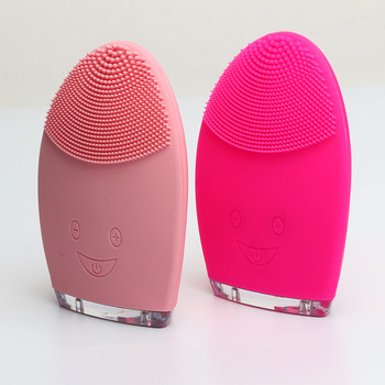 फेशियल क्लेंसिंग टूल