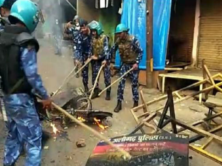 अलीगढ़ में 23 फरवरी को सीएए को लेकर हुई थी हिंसा- फाइल फोटो - Dainik Bhaskar