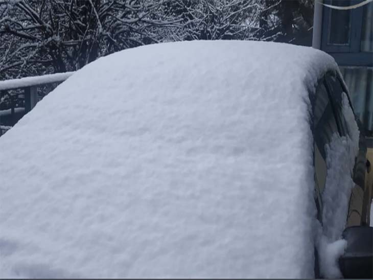 प्रदेश के ऊंचाई वाले इलाकों में लगातार तीन दिन से हो रही है बर्फबारी, जनजीवन अस्त व्यस्त, कई मार्ग भी हुए बंद|शिमला,Shimla - Dainik Bhaskar