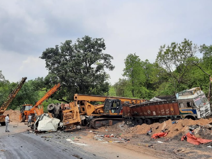 Ramgarh Road Accident; Three Killed as Truck Road Accident Today In Jharkhand Ramgarh Chutupalu