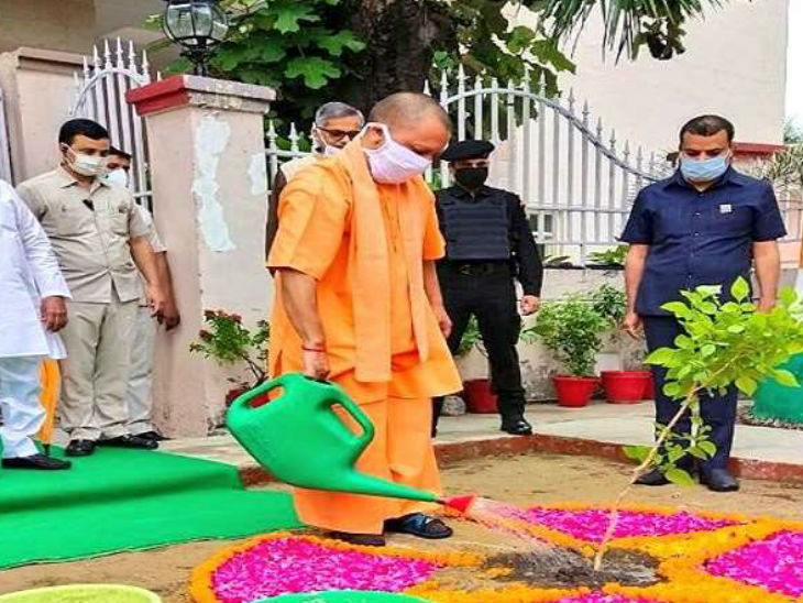 Yogi Adityanath 49th Birthday; PM Modi Narendra Modi Wishes Chief ...