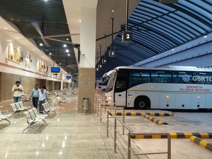 Rajkot bus stand defeating airport, open to everyone from Tuesday