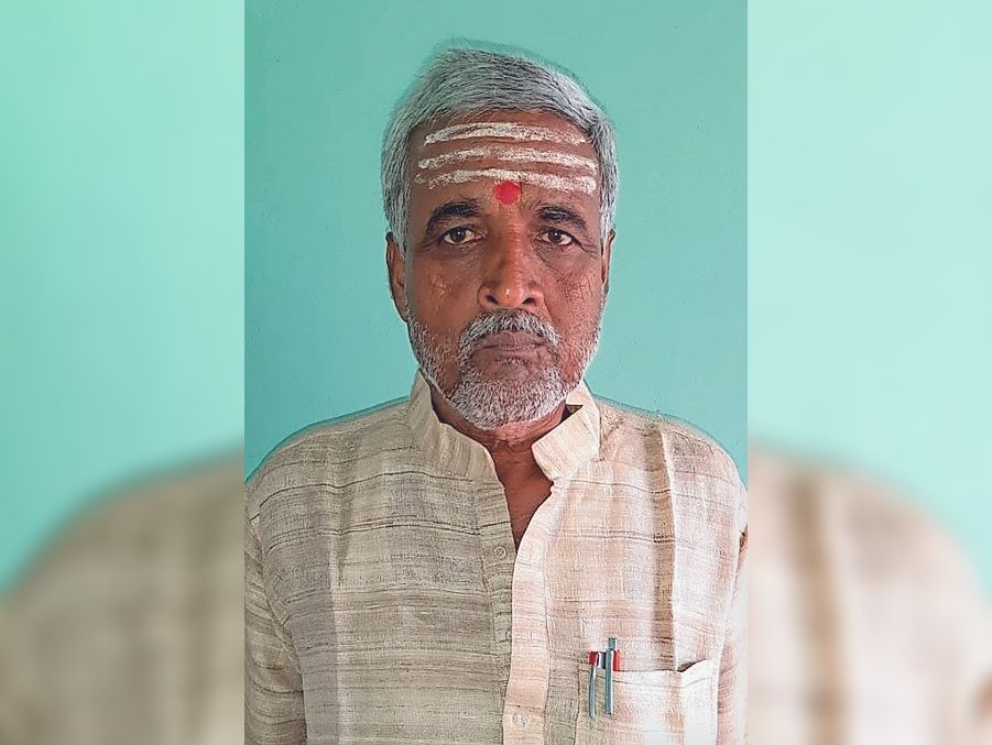 पं. दुर्गानंद झा।
