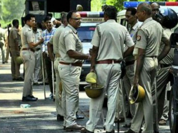 यह तव्वीर नोएडा की है जहां धारा 144 को 31 जुलाई तक बढ़ा दिया गया है।