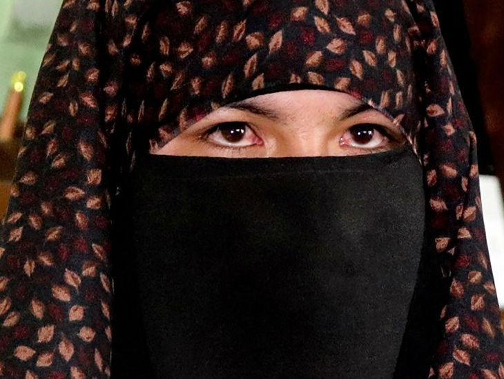 Afghan Taliban Update | Afghanistan Teenage Girl Who Killed Two Taliban Gunmen, Says She Ready To Fight Them Again | दो आतंकियों को मार गिराने वाली 16 साल की कमर गुल ने कहा- मैं उनसे नहीं डरती, फिर लड़ने को तैयार हूं Afghan Taliban Update | Afghanistan Teenage Girl Who Killed Two Taliban Gunmen, Says She Ready To Fight Them Again | दो आतंकियों को मार गिराने वाली 16 साल की कमर गुल ने कहा- मैं उनसे नहीं डरती, फिर लड़ने को तैयार हूं