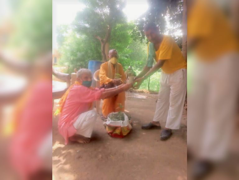 तुलसी लगाओ कोरोना भगाओ:अभियान में गायत्री परिवार ने कुम्हेर क्षेत्र में 1000 पौधे लगाने का लिया संकल्प