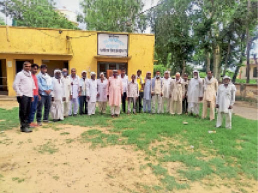 ग्राम पंचायत सैंथली भवन के लिए भामाशाह ने 10 बिस्वा जमीन दान दी