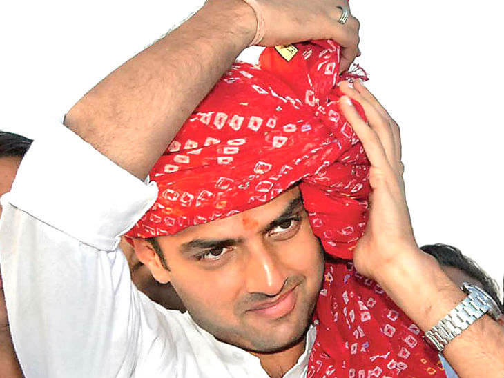 गहलोत गुट की मांग- पायलट और उनके खेमे के विधायकों पर कार्रवाई हो; पार्टी प्रभारी बोले- आलाकमान के सामने बागियों की वकालत नहीं करेंगे