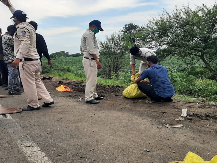 बाइक सवार के क्षत-विक्षत शव को पोटली में भरकर पीएम के लिए ले जाया गया।