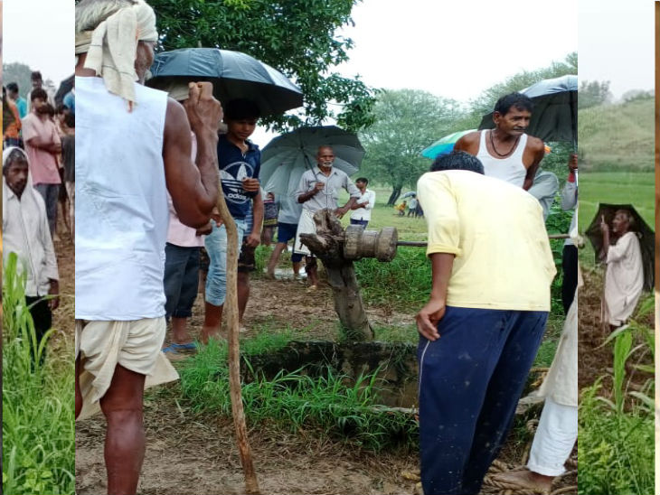 कुएं में रेस्क्यू करते ग्रामीण। इसी कुएं में उतरे थे तीनों भाई।
