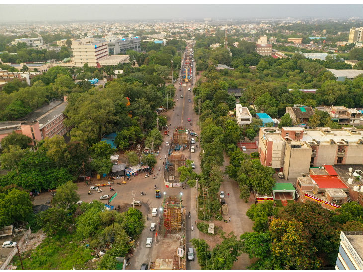 गुरुवार से बीडी चौराहा से लेकर आयकर तिराहा तक अगले 15 दिनों के लिए रोड बंद रहेगा।