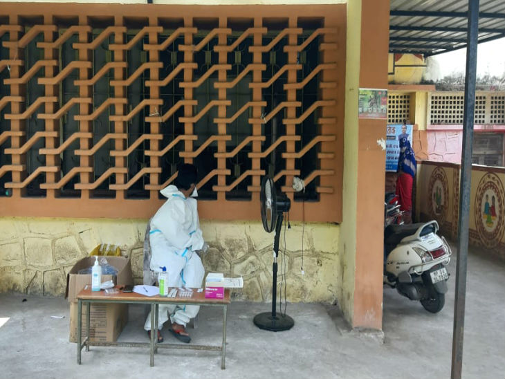 दोनों फीवर क्लीनिक पर एक घंटे के अंदर जीरो सैंपल हो सके हैं।