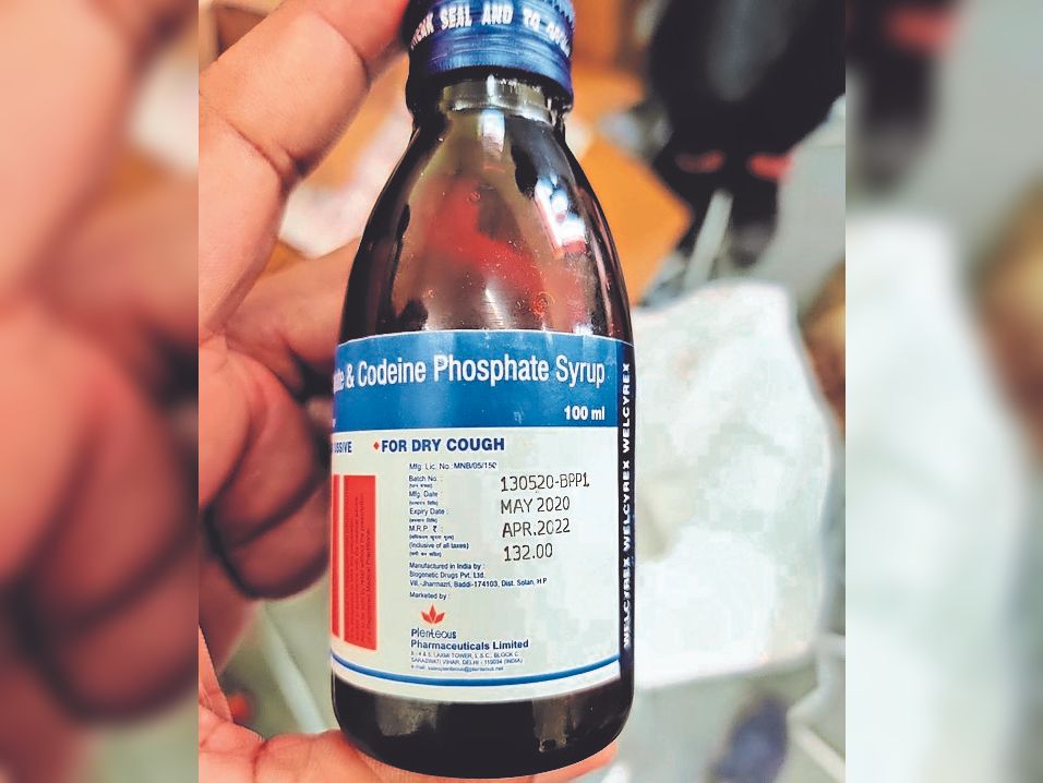 6 लाख नशे की गोलियां व 338 सीरप जब्त