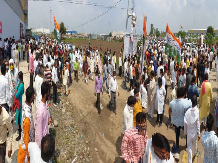कमलनाथ को सुनने के लिए बड़ी संख्या में कांग्रेसी आए।