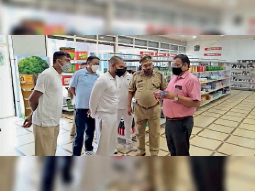 CRPF's canteen staff told how to check food items खाद्य सुरक्षा की