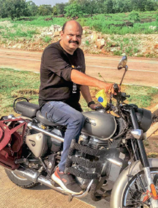 राजेश तिवारी।