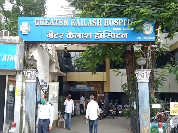 शनिवार को अस्पताल में शव की अदला-बदली का मामला सामने आया था।