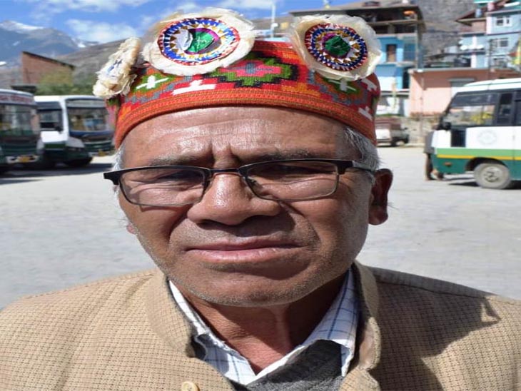 अटल टनल से बस पर पहला सफर करने वाले लाहौल वासी अभय चंद