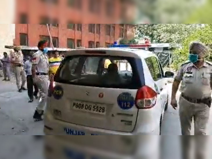 Jalandhar anti PO staff ASI commits suicide with his service revolver, he  was mentally upset because of the debt | कर्ज से परेशान एंटी भगौड़ा स्टाफ  के थानेदार ने सर्विस रिवाल्वर से